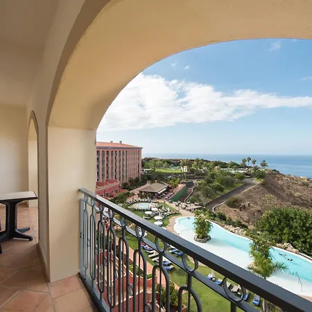 Aguilas Hotel