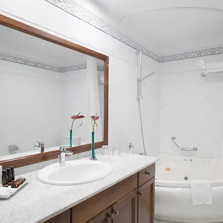 Hotel Aguilas Tenerife, Affiliated By Melia