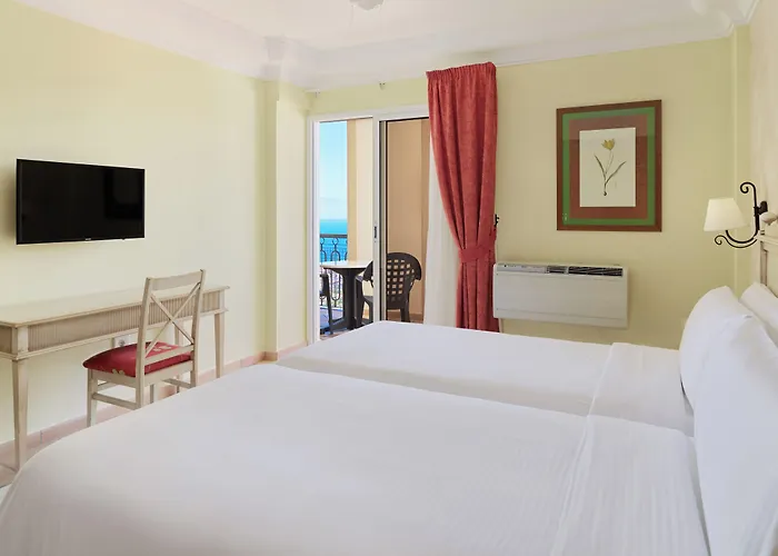 Aguilas Tenerife, Affiliated By Melia מלון 4*