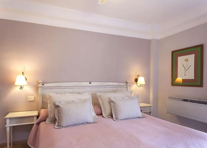 Aguilas Tenerife, Affiliated By Melia