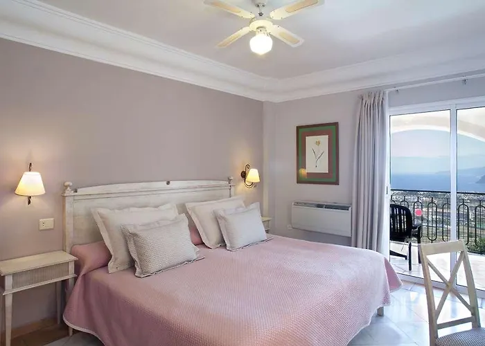 Aguilas Tenerife, Affiliated By Melia 4*