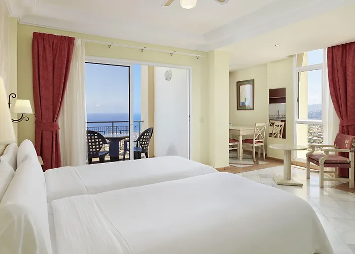 호텔 Aguilas Tenerife, Affiliated By Melia 4*