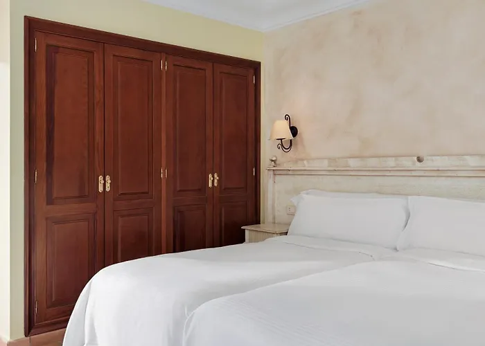 Aguilas Tenerife, Affiliated By Melia 4*